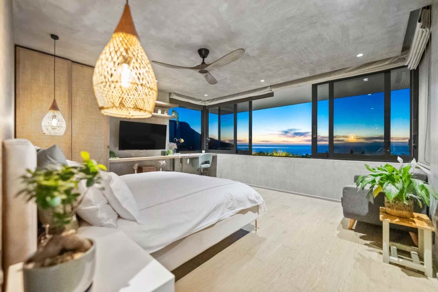 5 Bedroom Property for Sale in Camps Bay Western Cape